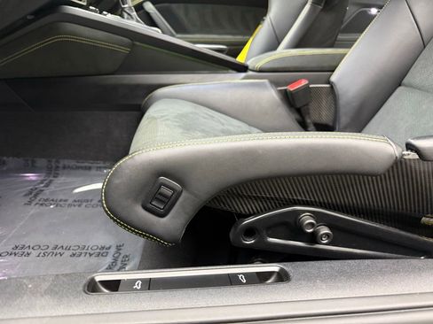 Used 2024 Porsche 911 GT3 image 20