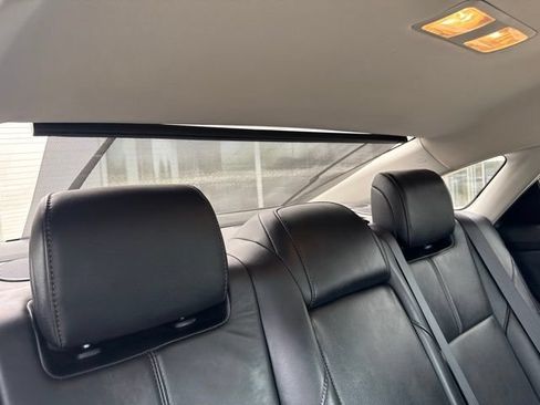 Used 2016 Toyota Avalon Limited w/ Toyota Safety Sense Package FWD image 32