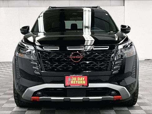 New 2026 Nissan Pathfinder Rock Creek w/ Rock Creek Premium Package AWD/4WD image 17