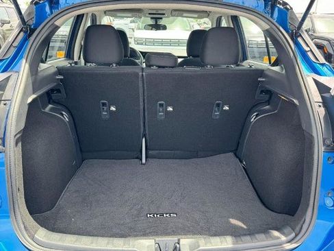 Certified 2024 Nissan Kicks SV FWD image 6