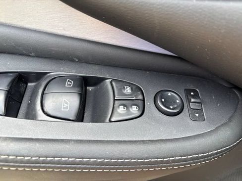 Certified 2023 Nissan Murano SV w/ SV Midnight Edition Package AWD/4WD image 12