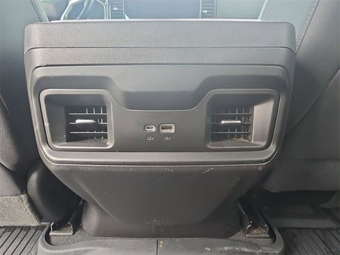 Used 2022 Chevrolet Silverado 1500 LT Trail Boss w/ Convenience Package II image 22