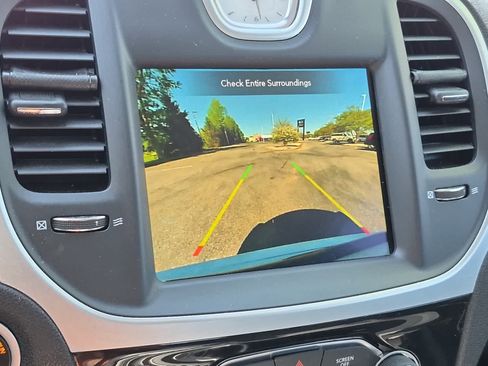 Used 2023 Chrysler 300 Touring w/ Sport Appearance Package RWD image 16