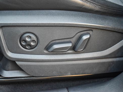 Used 2022 Audi SQ5 Premium Plus w/ Premium Plus Package image 21