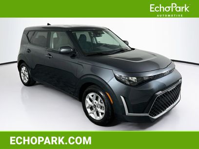 Used 2025 Kia Soul LX w/ LX Technology Package