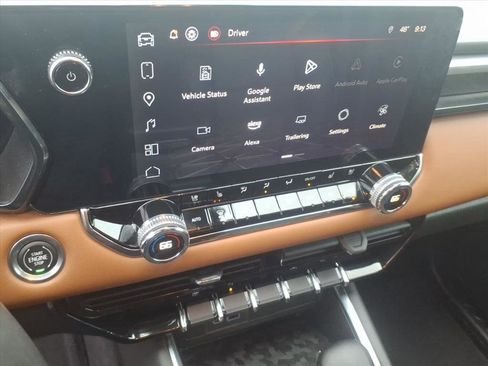 Used 2023 GMC Canyon AT4 w/ AT4 Premium Package image 28