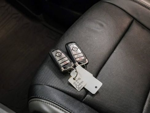 Used 2018 Ford F150 Raptor w/ Equipment Group 802A Luxury image 51