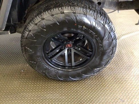 Used 2016 Jeep Wrangler Unlimited Sport AWD/4WD image 21