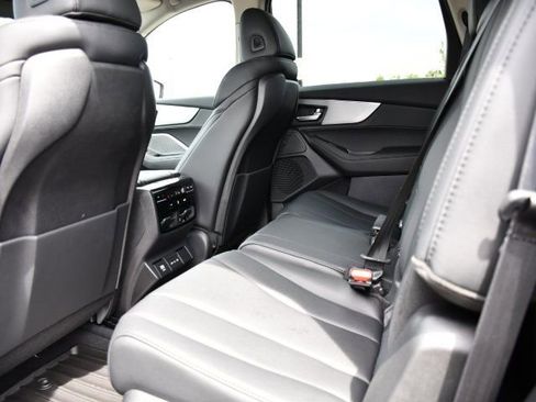 New 2026 Acura MDX SH-AWD image 16