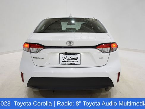 Used 2023 Toyota Corolla LE image 5