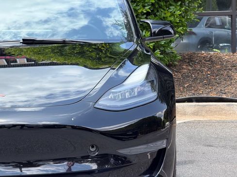 Used 2021 Tesla Model 3 Standard Range Plus RWD image 5