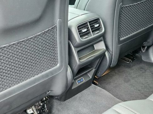 Certified 2025 Mercedes-Benz GLE 450 4MATIC w/ AMG Line Exterior image 27