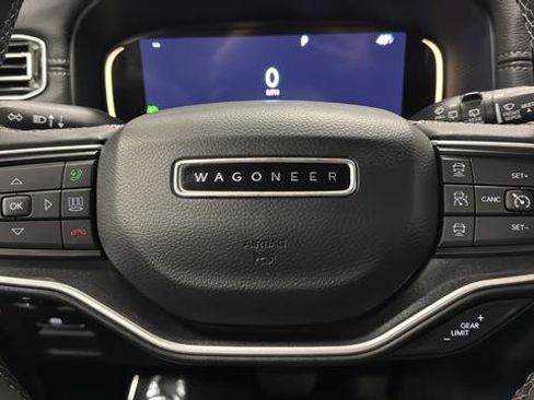Used 2024 Jeep Wagoneer 4WD w/ Convenience Group I image 15