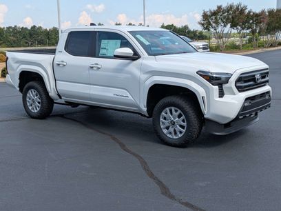 New 2026 Toyota Tacoma SR5
