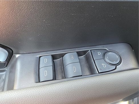 Used 2024 Chevrolet Colorado ZR2 w/ ZR2 Convenience Package III image 15