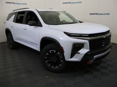 New 2026 Chevrolet Traverse Z71 AWD/4WD image 2