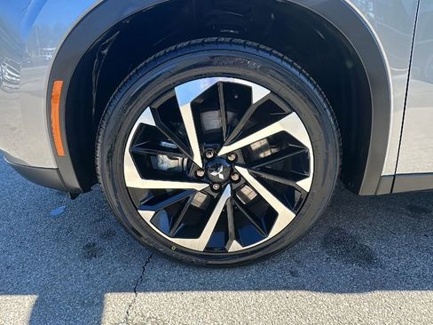 Used 2023 Mitsubishi Outlander SE image 9