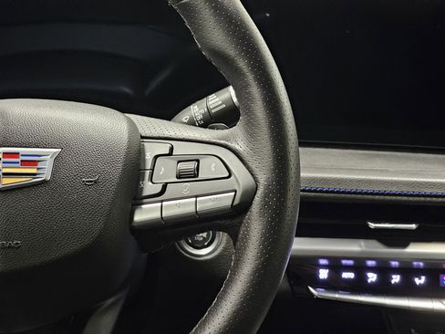 Used 2025 Cadillac XT4 Sport image 20