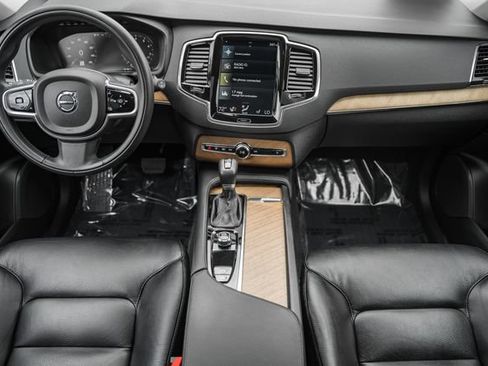 Used 2022 Volvo XC90 T6 Momentum w/ Advanced Package AWD/4WD image 23