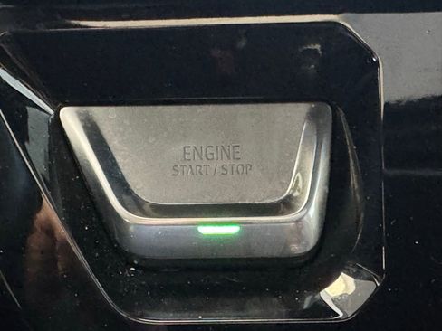 Used 2024 GMC Sierra 1500 AT4X image 29