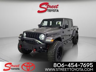 Used 2022 Jeep Gladiator Sport video 1