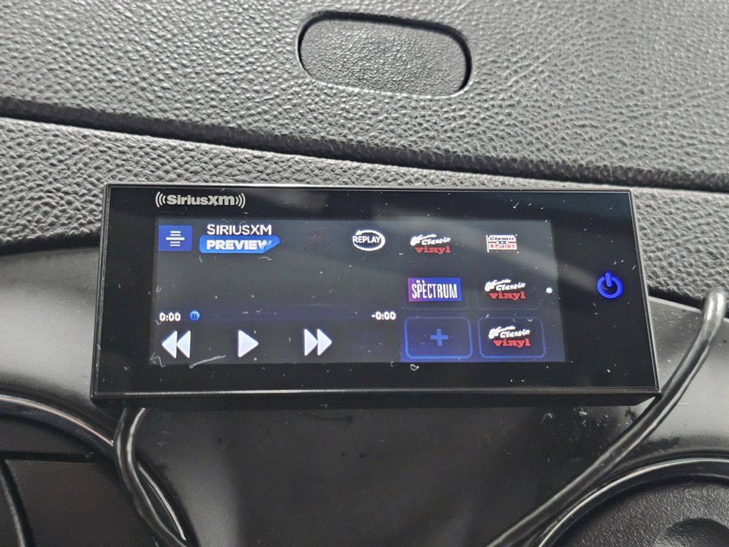 Used 2011 Chevrolet HHR LT FWD image 17