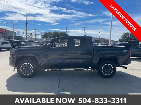 Certified 2026 Toyota Tacoma TRD Sport AWD/4WD image 2