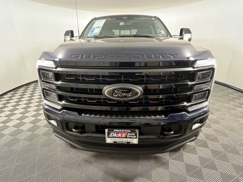 Used 2024 Ford F250 Lariat w/ Lariat Ultimate Package AWD/4WD image 7