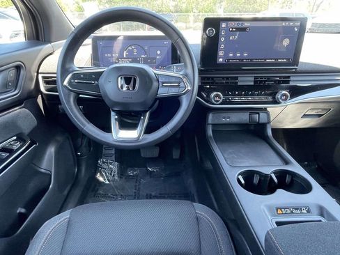 Used 2024 Honda Prologue EX image 16
