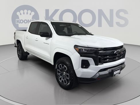 Used 2026 Chevrolet Colorado Z71 w/ Technology Package AWD/4WD image 10