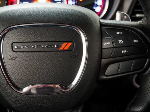 Used 2022 Dodge Challenger R/T Scat Pack RWD image 11
