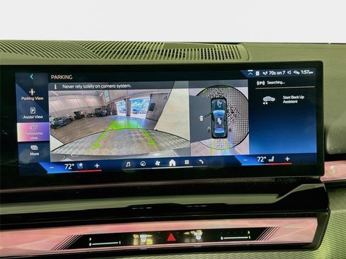 Used 2024 BMW i5 eDrive40i w/ M Sport Package RWD image 17