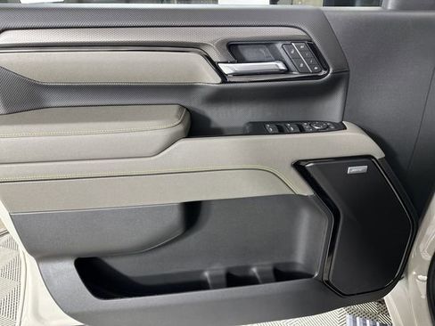 New 2026 Chevrolet Silverado 2500 ZR2 AWD/4WD image 23