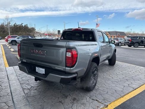 New 2025 GMC Canyon Elevation w/ Convenience Package image 4