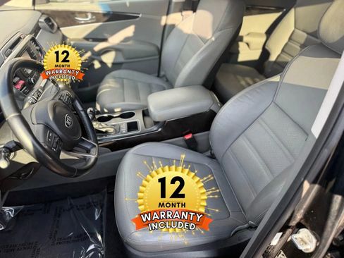 Used 2016 Kia Sorento EX image 45