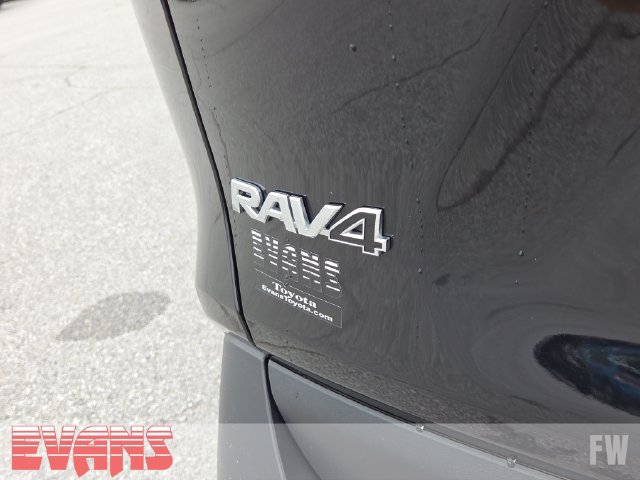 Certified 2025 Toyota RAV4 LE FWD image 4