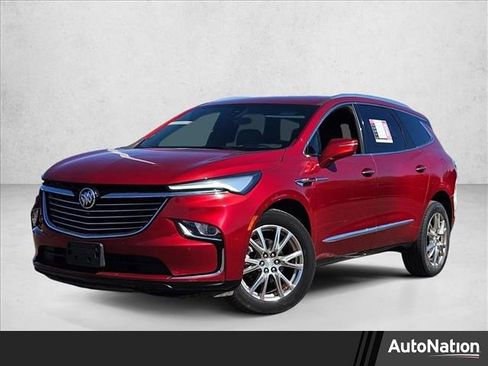 Used 2022 Buick Enclave Premium image 1