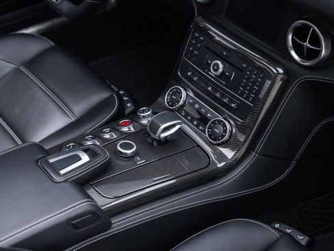 Used 2012 Mercedes-Benz SLS AMG image 29