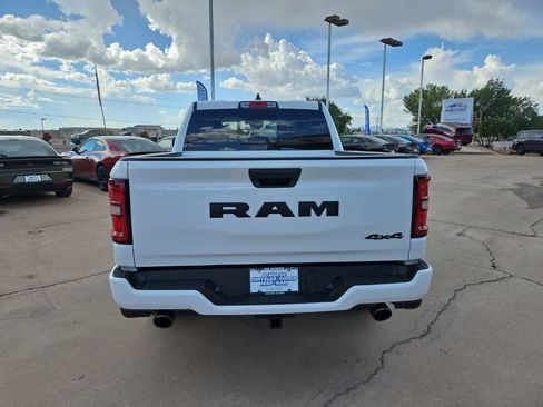 New 2026 RAM 1500 Express AWD/4WD image 3