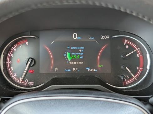 Used 2023 Toyota RAV4 XLE Premium image 24