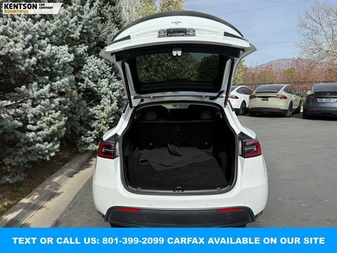 Used 2022 Tesla Model Y Performance AWD/4WD image 32