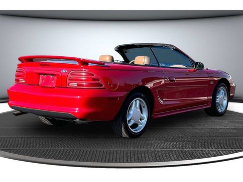 Used 1995 Ford Mustang GT RWD image 16