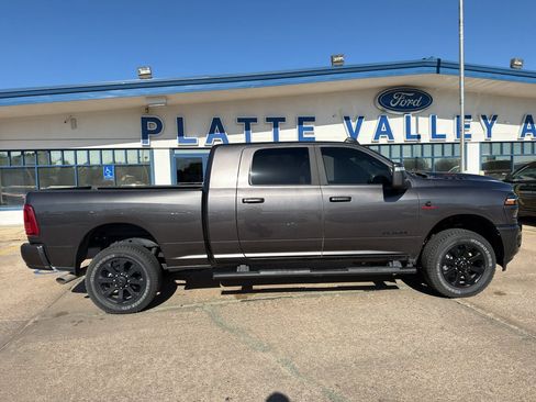 Used 2025 RAM 2500 Laramie w/ Night Edition AWD/4WD image 11