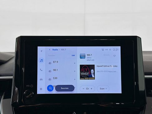 Used 2024 Toyota Corolla LE FWD image 19