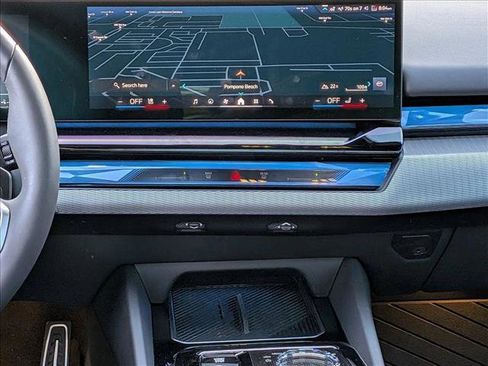 Used 2026 BMW 550e xDrive 550e xDrive w/ Executive Package image 10