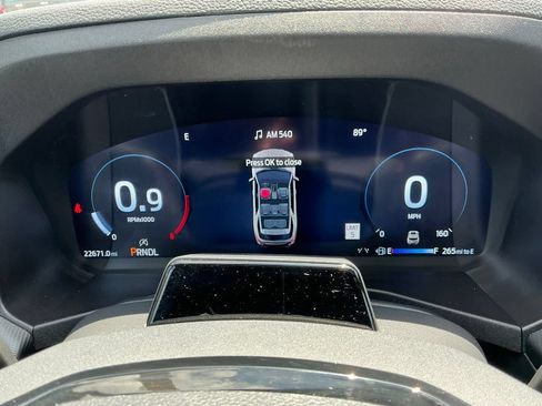 Used 2025 Ford Explorer ST-Line w/ ST-Line Street Pack AWD/4WD image 33