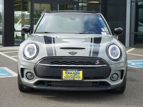 Used 2022 MINI Cooper Clubman S w/ Premium Package AWD/4WD image 10