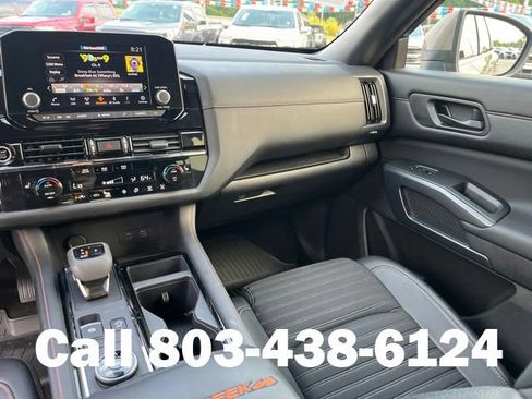 Used 2024 Nissan Pathfinder Rock Creek AWD/4WD image 17