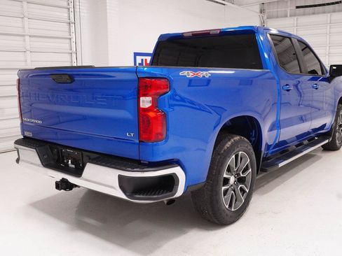 Used 2022 Chevrolet Silverado 1500 LT AWD/4WD image 25