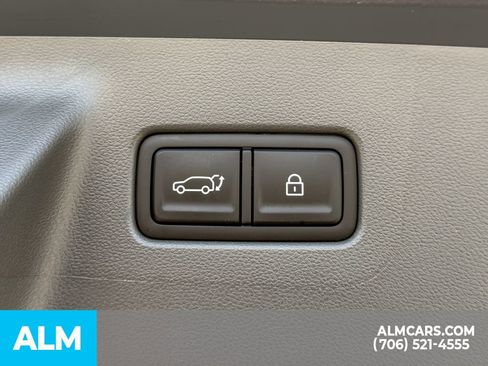 Used 2025 Hyundai Santa Fe SEL FWD image 22